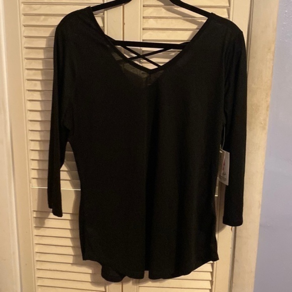 Bobbie Brooks criss cross back tunic top